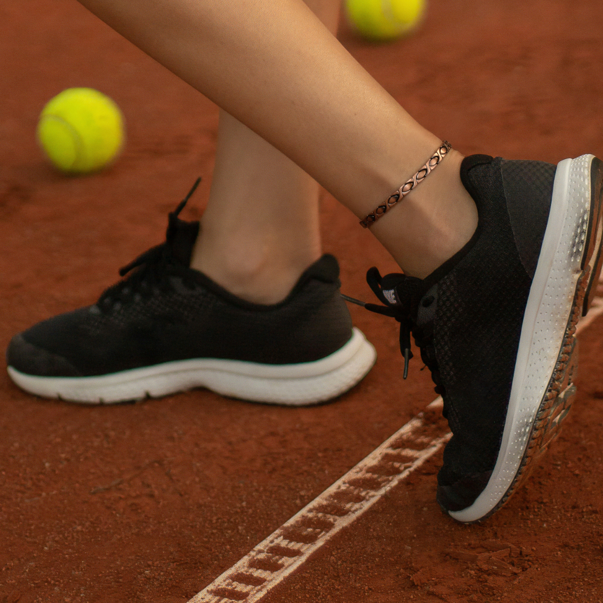 Women's Solid Copper Magnetic Anklet